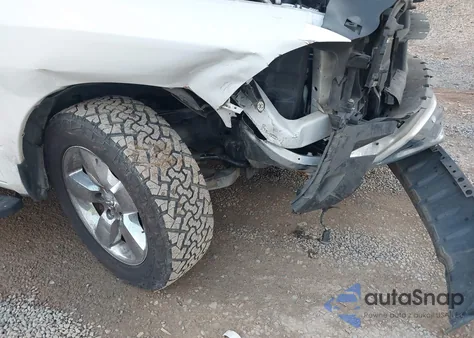 2018 Ram 1500 Big Horn 4X2 5'7 Box из США, поврежденный, VIN 3C6RR6LT9JG195087